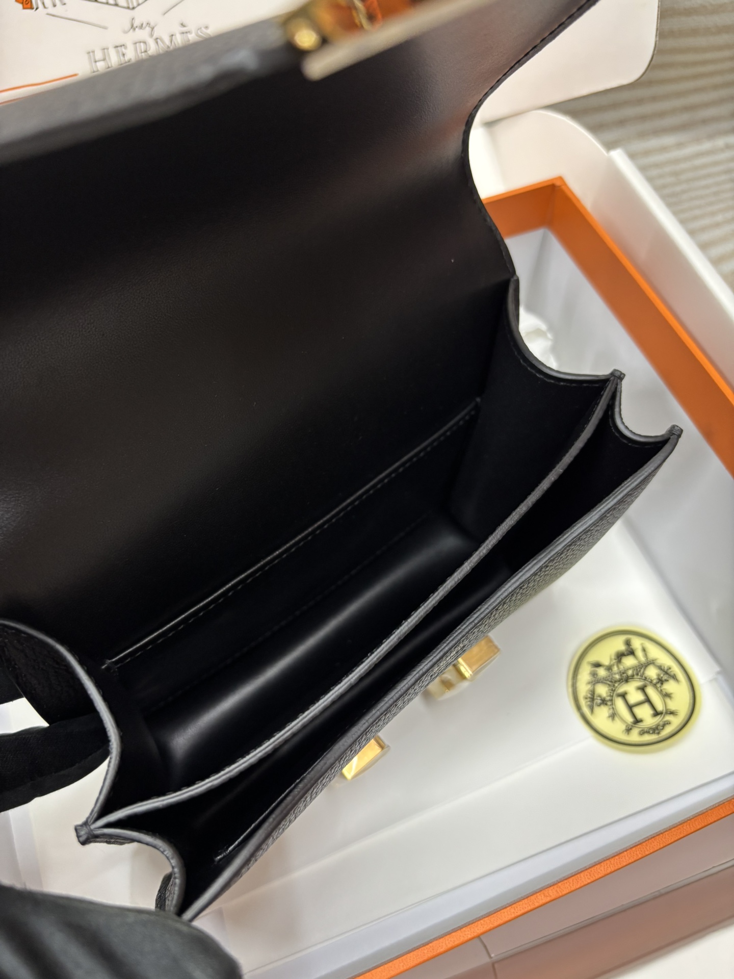 Hermès Constance 18 Black Togo Gold Hardware - Image 8