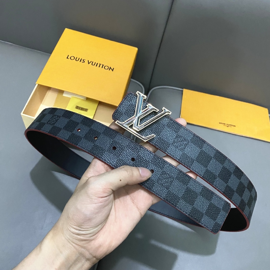 Lv Pyrmide Truck L Men's Belts Width: 40mm - Ultra-Collection - Image 3