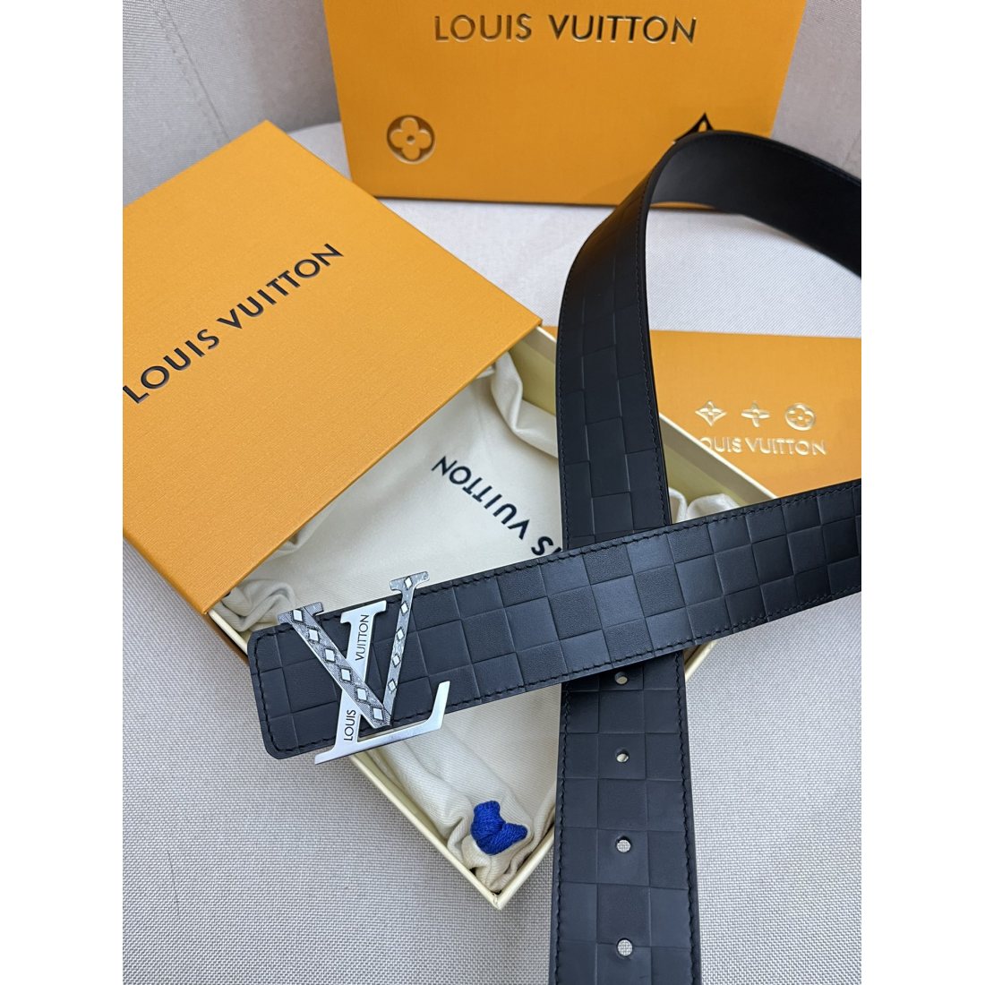 Lv Plaid Calfskin Pure Steel Men's Belt - Ultra-Collection - Image 2