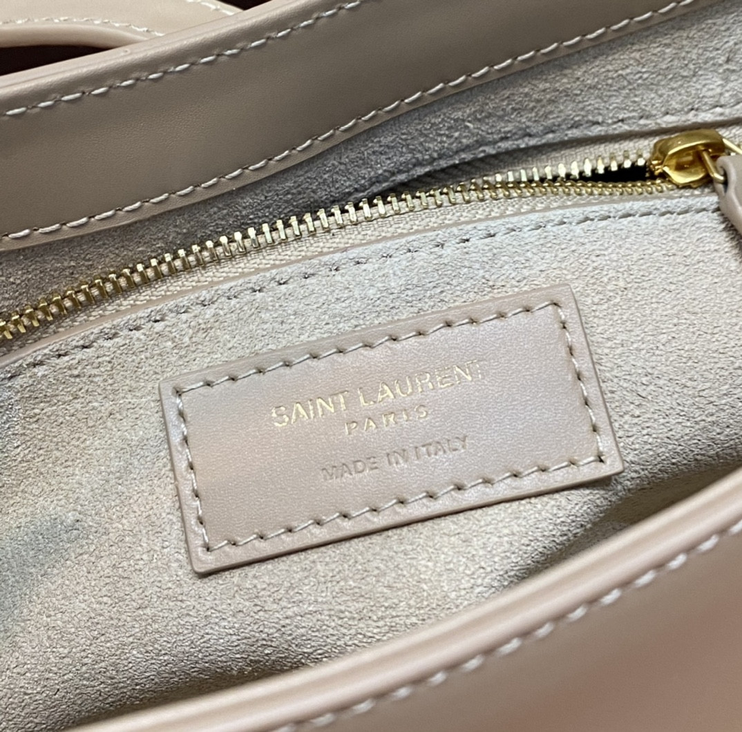 YSL LE 5 À 7 IN SMOOTH LEATHER IVOIRE NATUREL 23 X 16 X 6.5 CM - Image 10