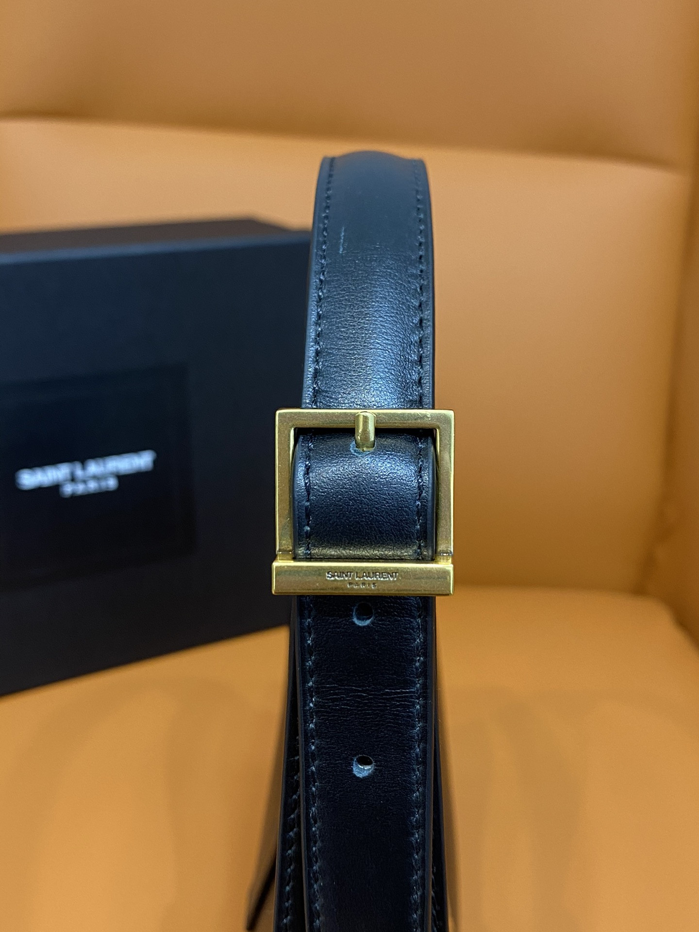 YSL LE 5 À 7 IN SMOOTH LEATHER NOIR 23 X 16 X 6.5 CM - Image 7