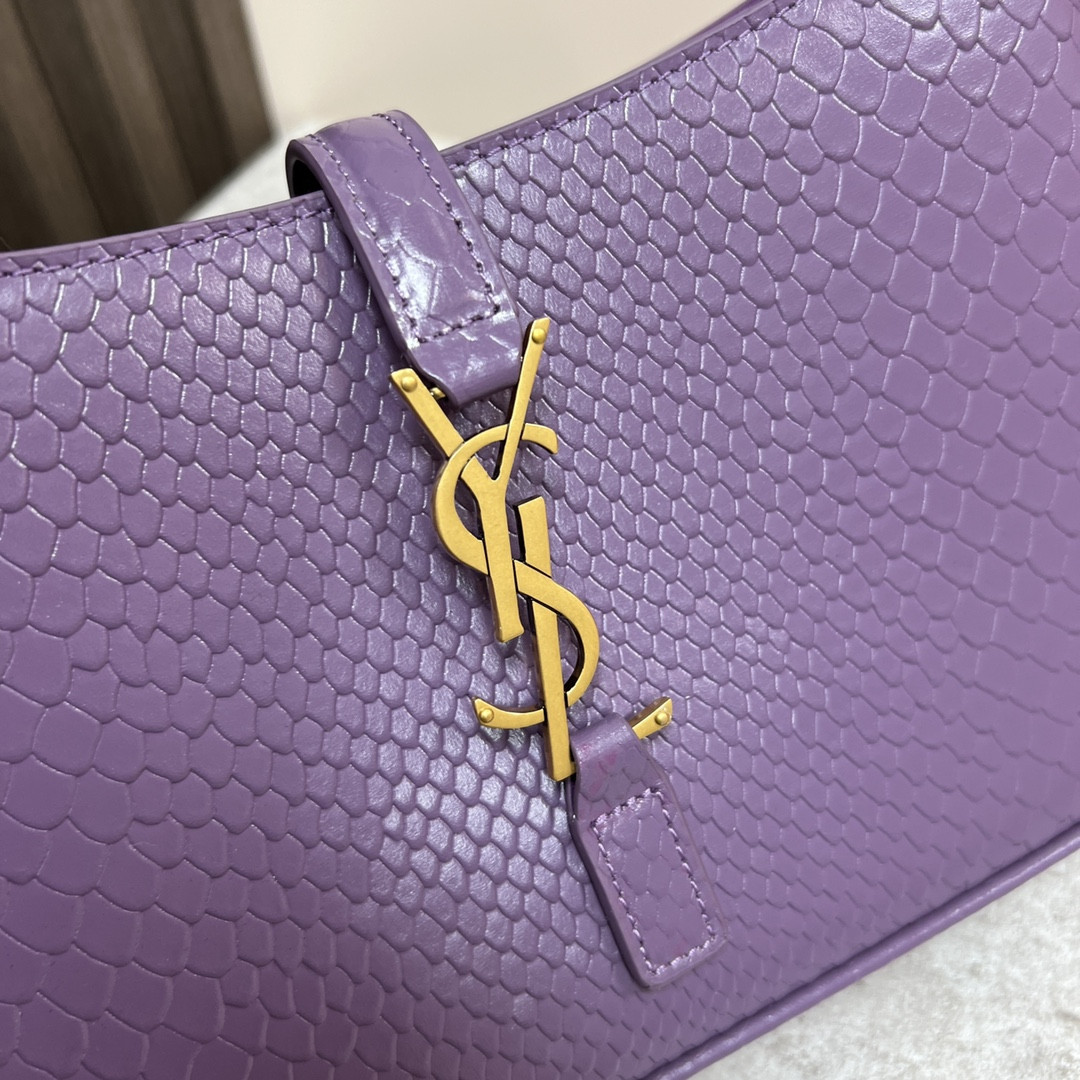 YSL LE 5 À 7 IN CROCODILE-EMBOSSED LEATHER purple 9 X 6.3 X 2.5 INCHES - Image 7