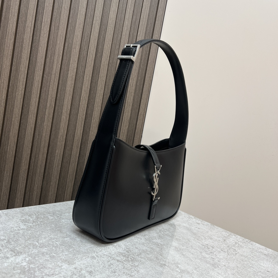 YSL LE 5 À 7 IN SMOOTH LEATHER NOIR SILVER 9 X 6.3 X 2.5 INCHES - Image 3