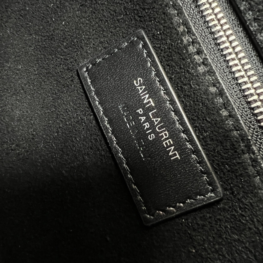 YSL LE 5 À 7 IN SMOOTH LEATHER NOIR SILVER 9 X 6.3 X 2.5 INCHES - Image 10