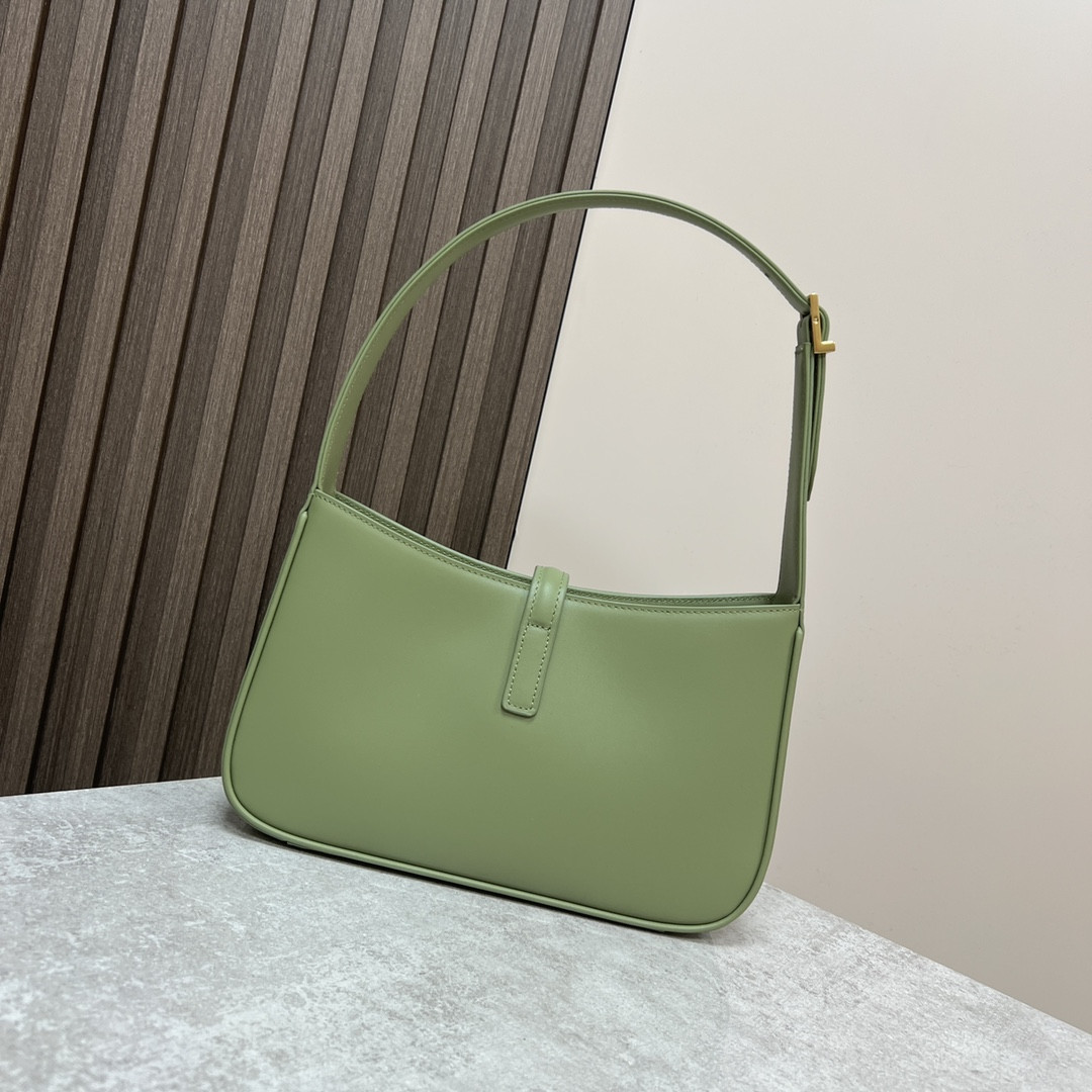 YSL LE 5 À 7 IN SMOOTH LEATHER GREEN 9 X 6.3 X 2.5 INCHES - Image 4