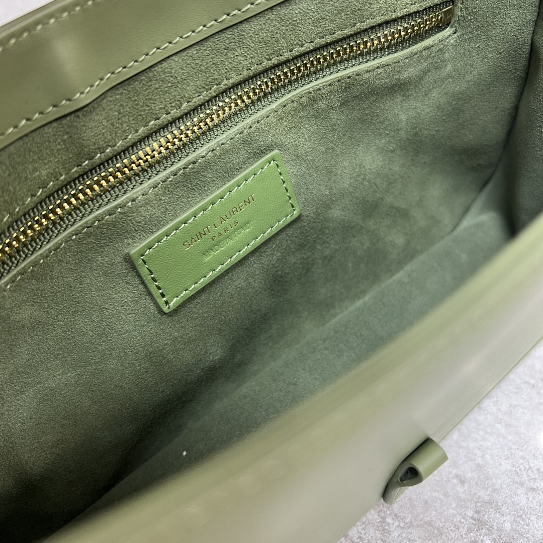 YSL LE 5 À 7 IN SMOOTH LEATHER GREEN 9 X 6.3 X 2.5 INCHES - Image 10