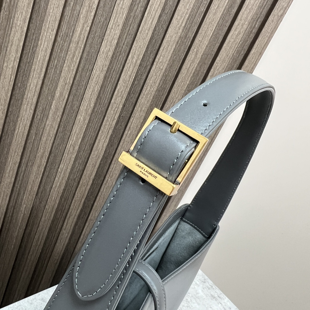 YSL LE 5 À 7 IN SMOOTH LEATHER GRAY 9 X 6.3 X 2.5 INCHES - Image 8