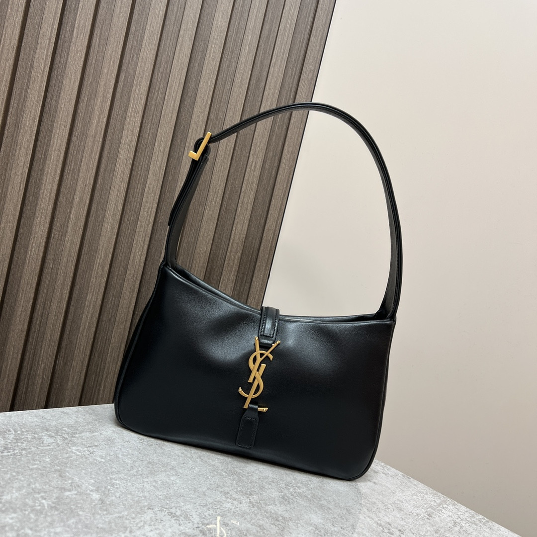YSL LE 5 À 7 IN SMOOTH LAMBSKIN black 9 X 6.3 X 2.5 INCHES - Image 2