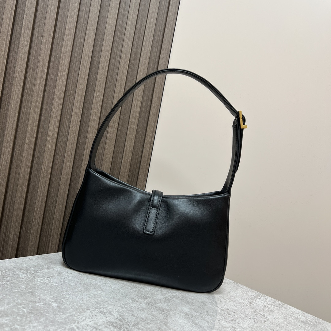 YSL LE 5 À 7 IN SMOOTH LAMBSKIN black 9 X 6.3 X 2.5 INCHES - Image 4