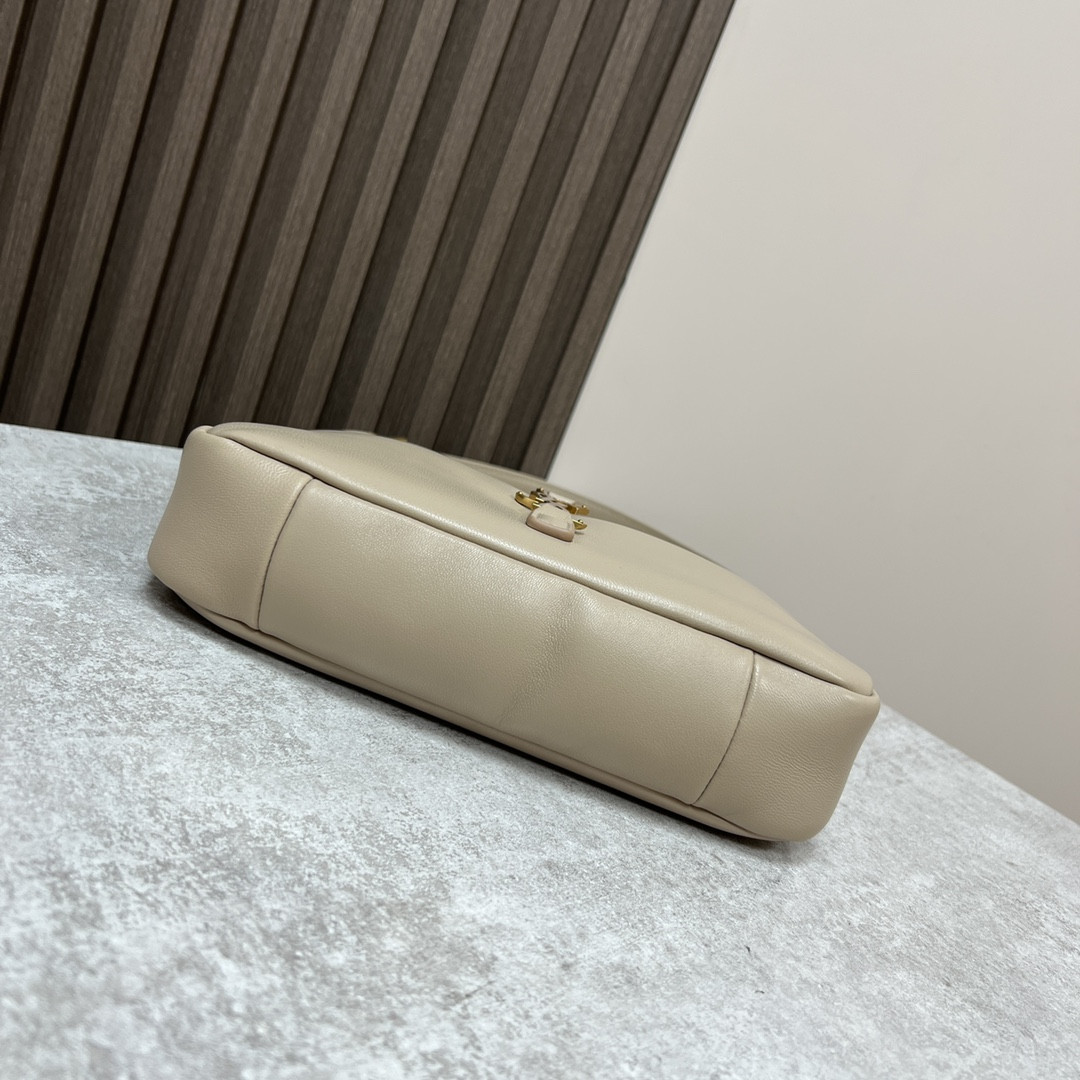 YSL LE 5 À 7 IN SMOOTH LAMBSKIN white 9 X 6.3 X 2.5 INCHES - Image 5