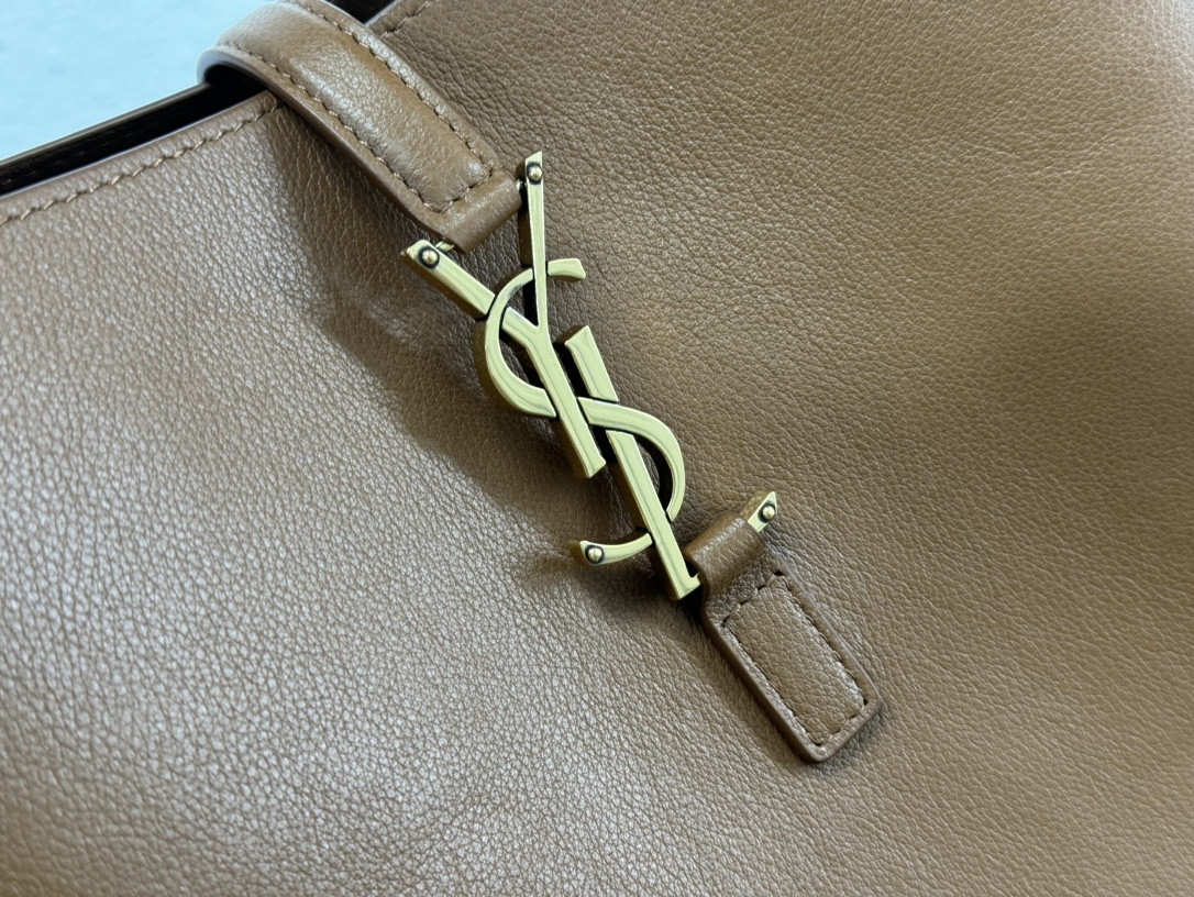 YSL LE 5 À 7 SUPPLE LARGE IN SMOOTH LEATHER DUSTY GREY 11.8" X 11" X 4.3" - Image 6