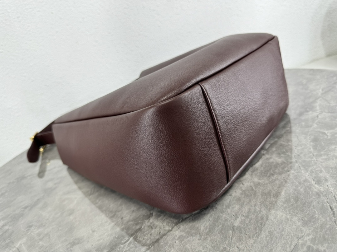 YSL LE 5 À 7 SUPPLE LARGE IN SMOOTH LEATHER DARK RED 11.8" X 11" X 4.3" - Image 4