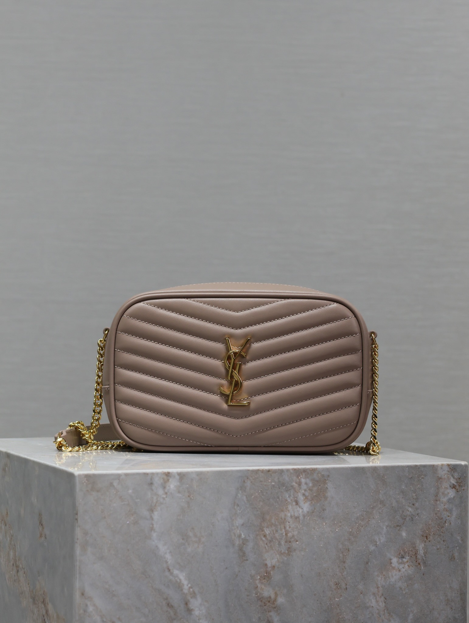 YSL MINI LOU IN QUILTED LEATHER 7.5 X 4.1 X 2 INCHES #9 - Image 2