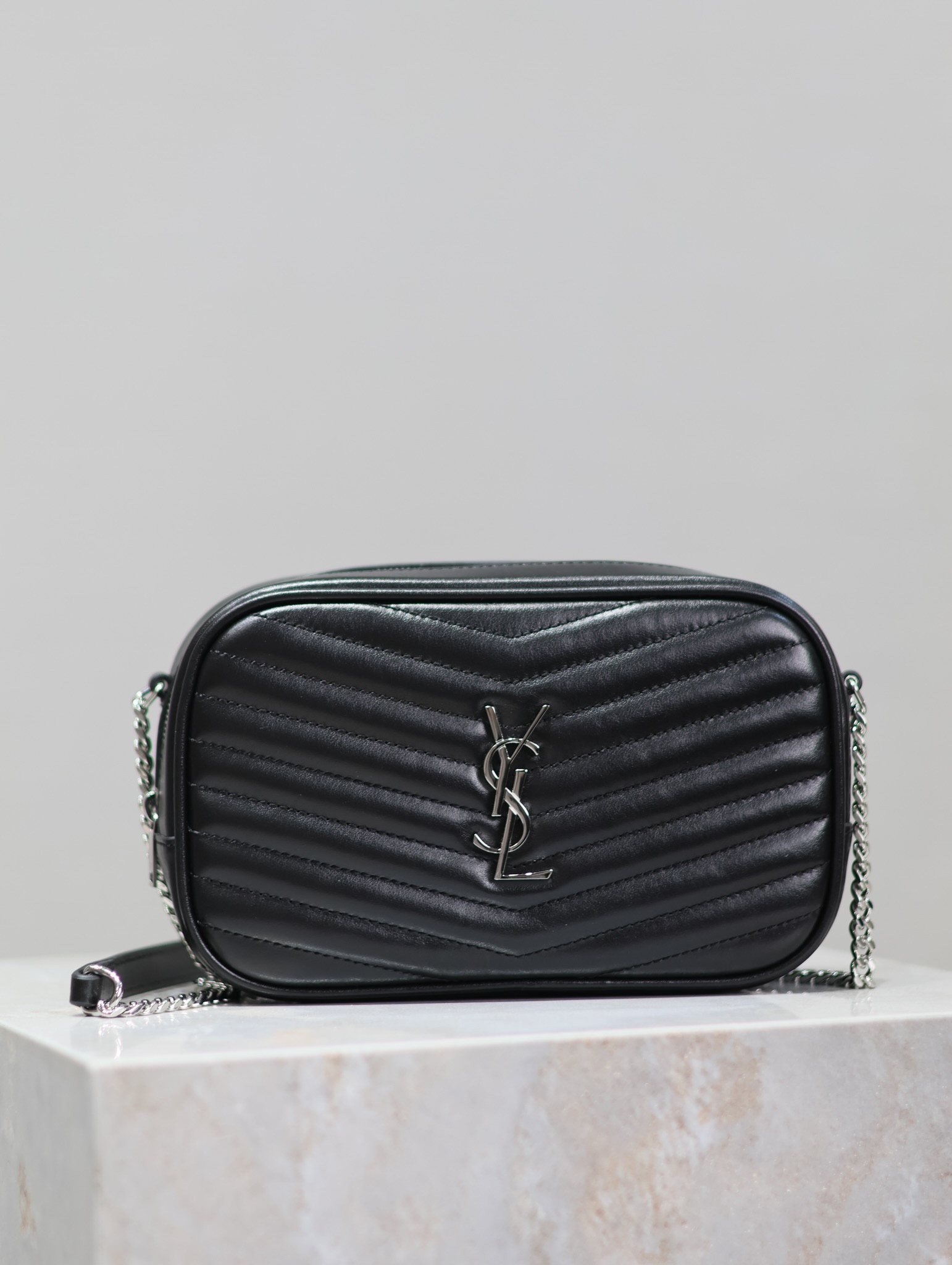 YSL MINI LOU IN QUILTED LEATHER 7.5 X 4.1 X 2 INCHES #8 - Image 2