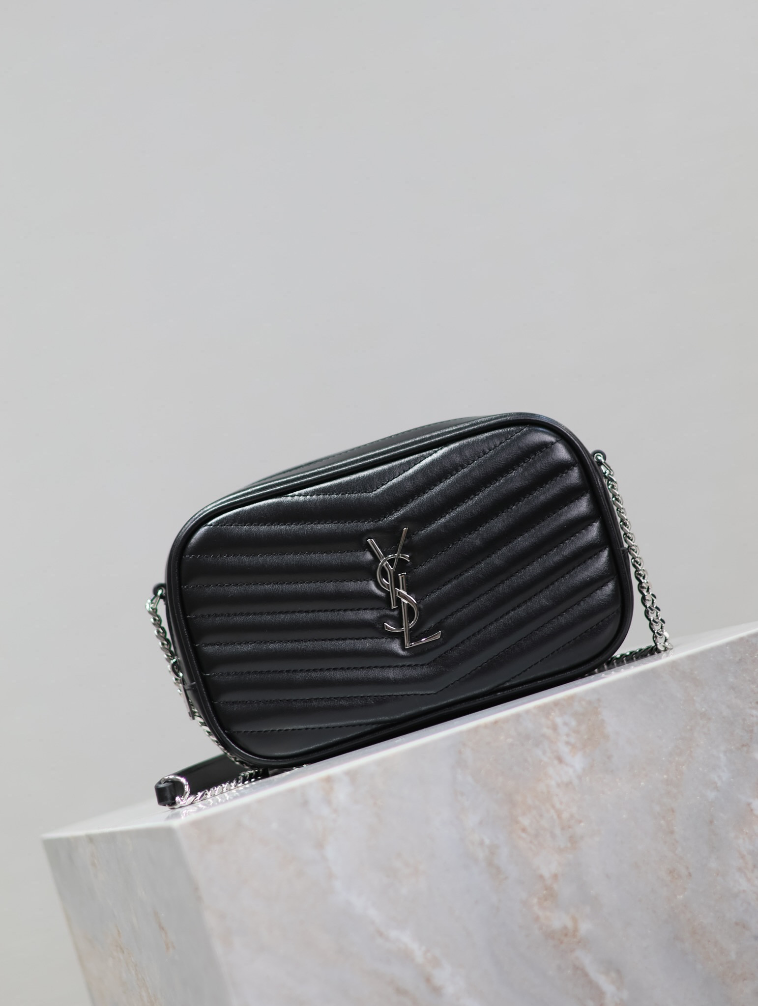 YSL MINI LOU IN QUILTED LEATHER 7.5 X 4.1 X 2 INCHES #8 - Image 3
