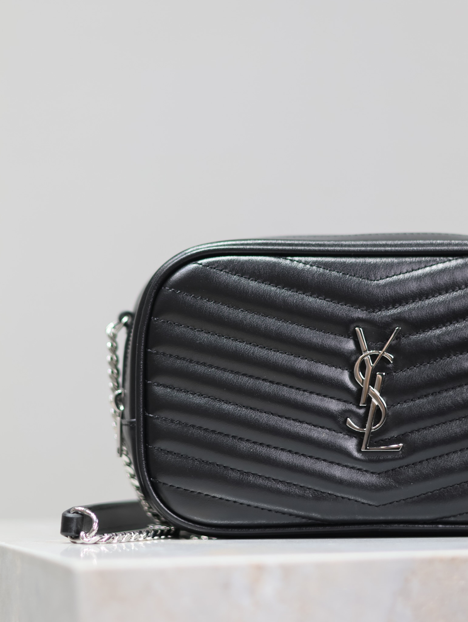 YSL MINI LOU IN QUILTED LEATHER 7.5 X 4.1 X 2 INCHES #8 - Image 4