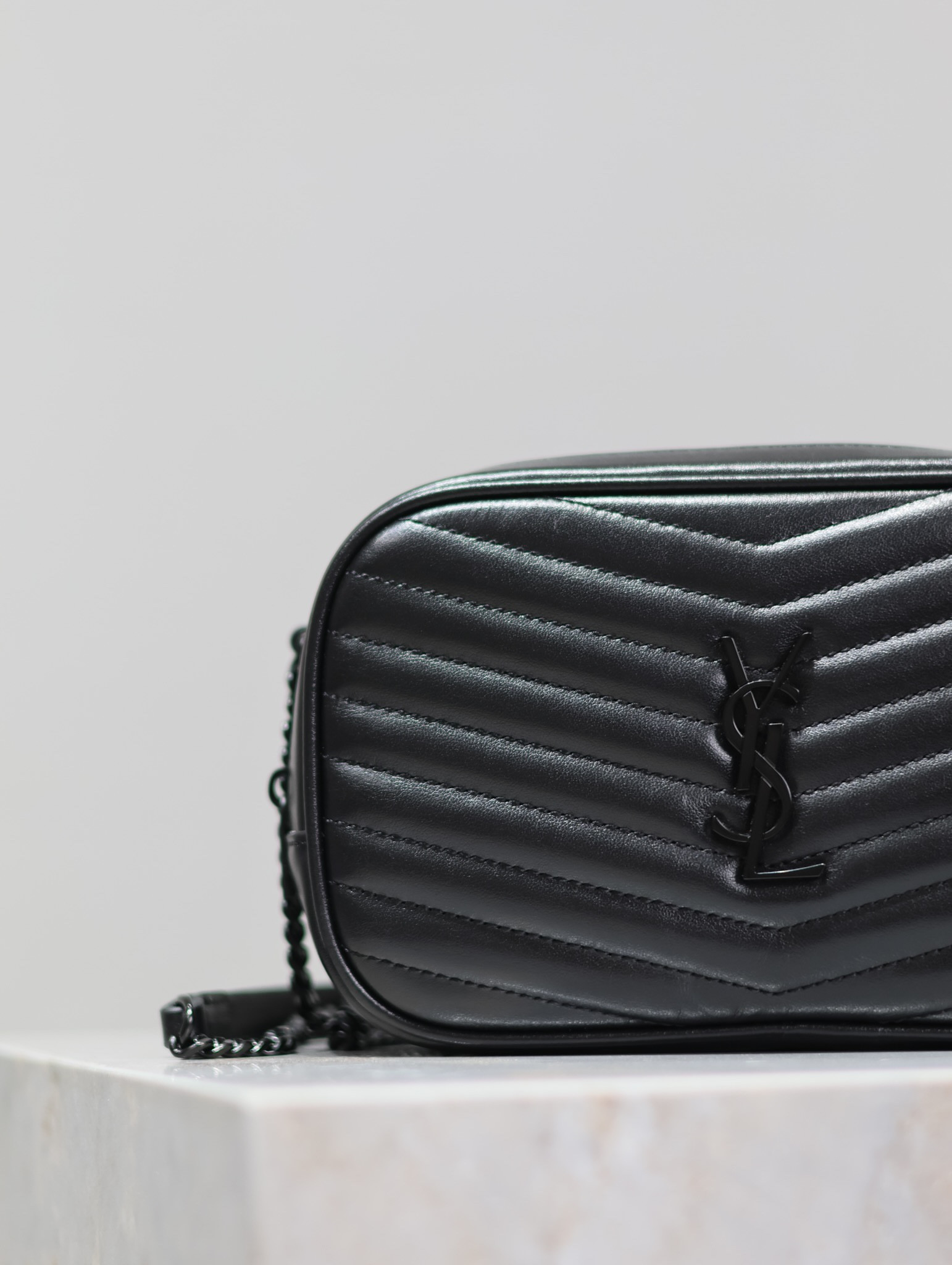YSL MINI LOU IN QUILTED LEATHER 7.5 X 4.1 X 2 INCHES #10 - Image 4