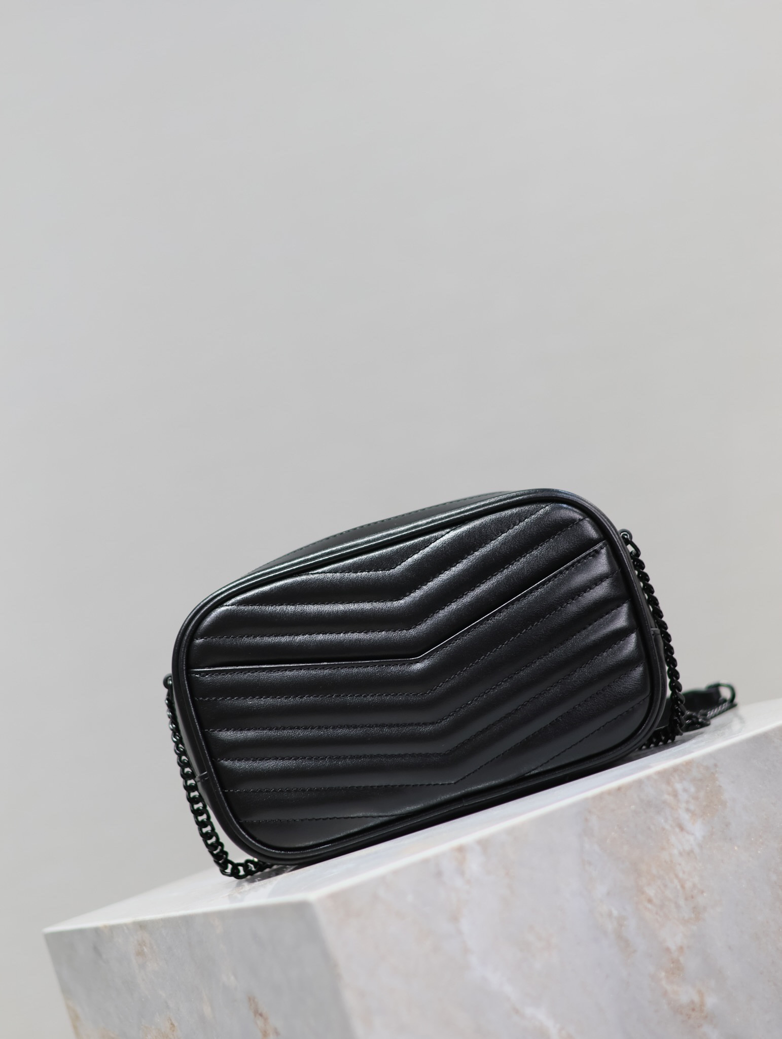 YSL MINI LOU IN QUILTED LEATHER 7.5 X 4.1 X 2 INCHES #10 - Image 8