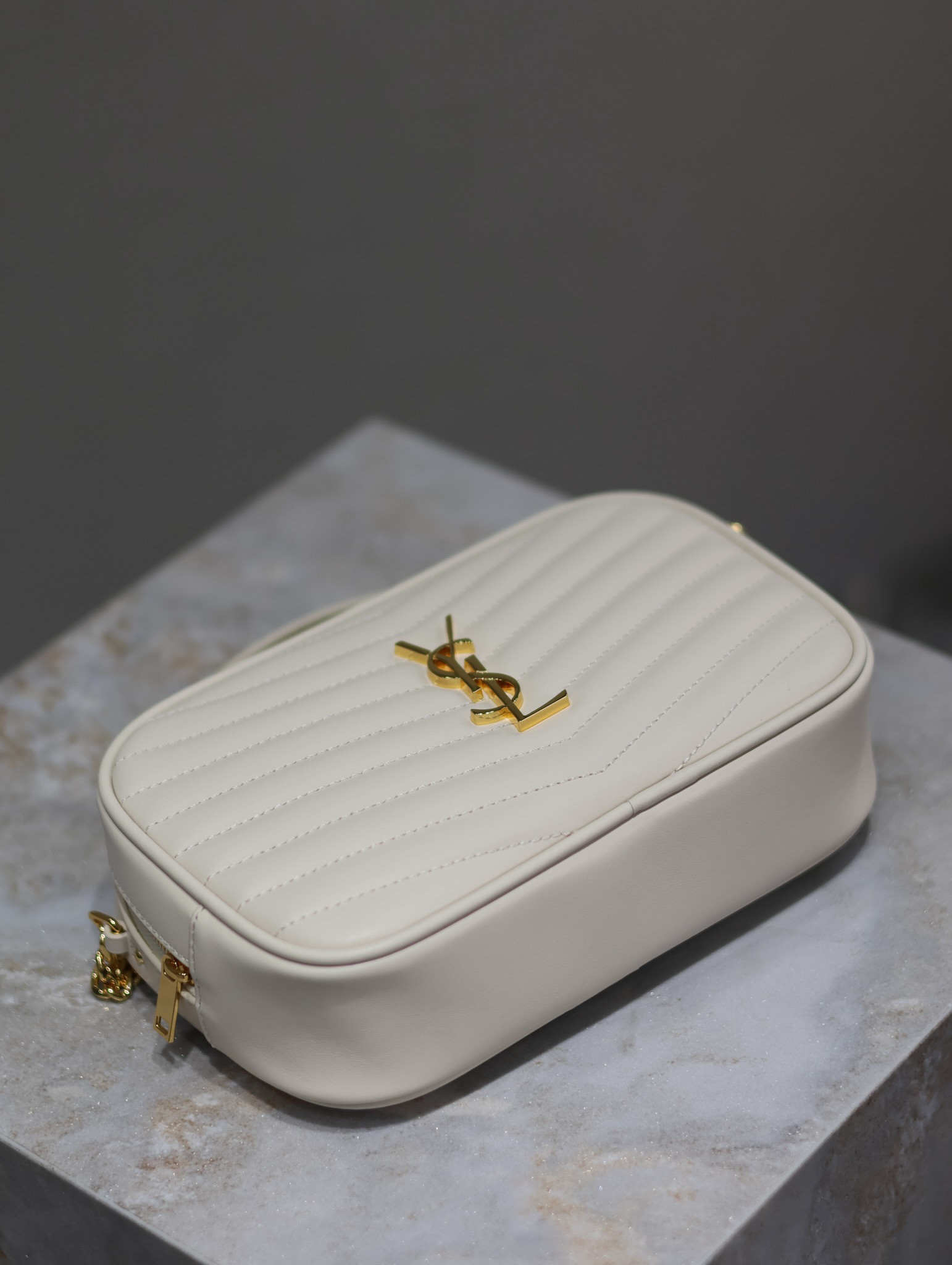 YSL MINI LOU IN QUILTED LEATHER 7.5 X 4.1 X 2 INCHES #7 - Image 10