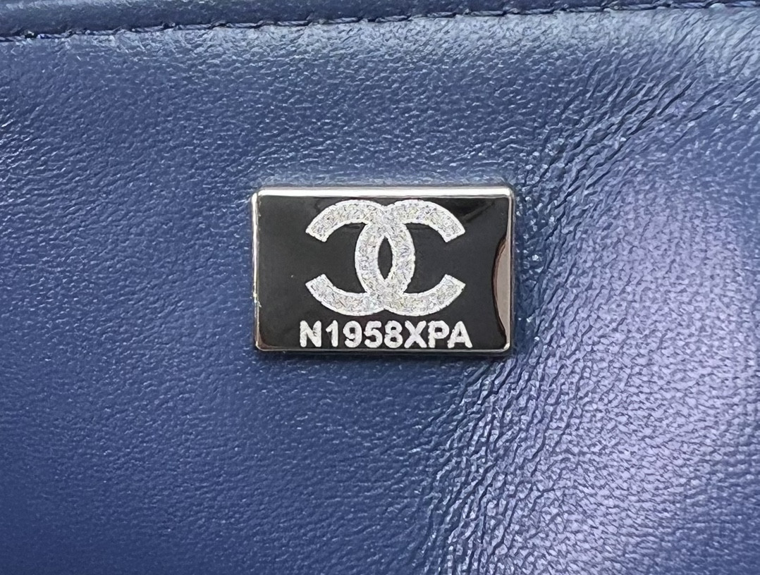 CHANEL CLASSIC 11.12 HANDBAG Tweed Silver-Tone Metal 6 * 9.9 * 2.5 in #2 - Image 10