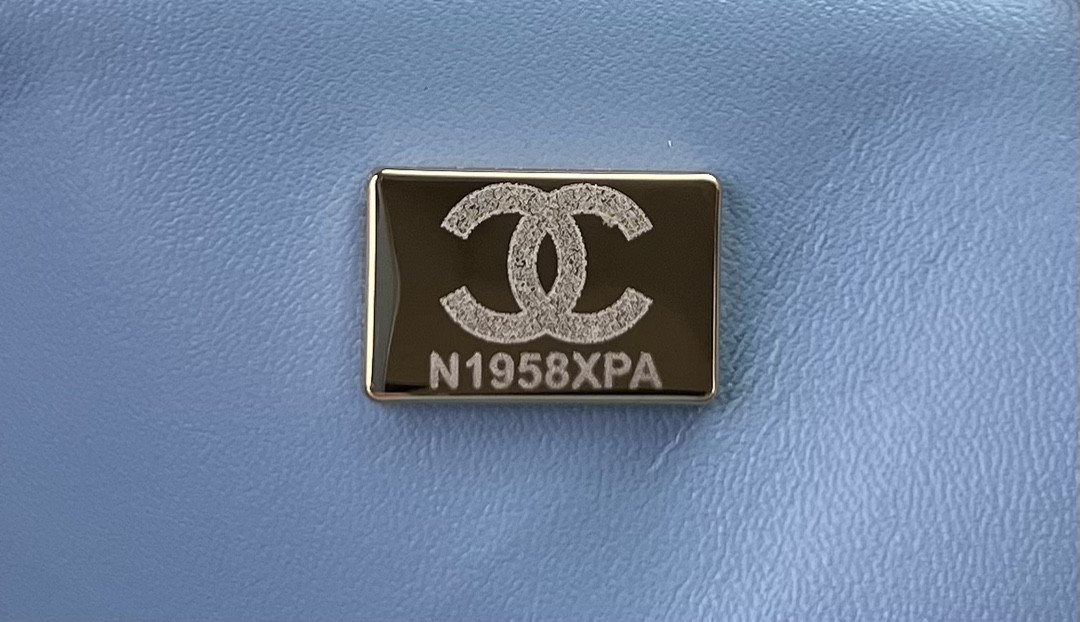 CHANEL CLASSIC 11.12 HANDBAG Tweed Gold-Tone Metal 6 * 9.9 * 2.5 in #3 - Image 10