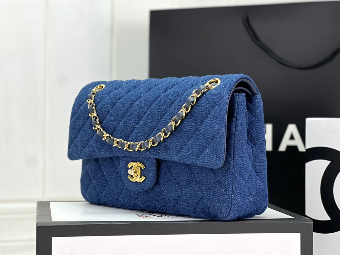 CHANEL CLASSIC 11.12 HANDBAG Tweed Gold-Tone Metal 6 * 9.9 * 2.5 in #13 - Image 3