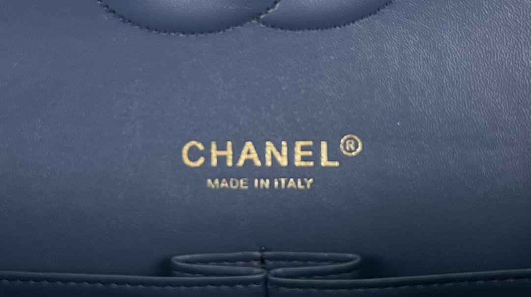 CHANEL CLASSIC 11.12 HANDBAG Tweed Gold-Tone Metal 6 * 9.9 * 2.5 in #13 - Image 9
