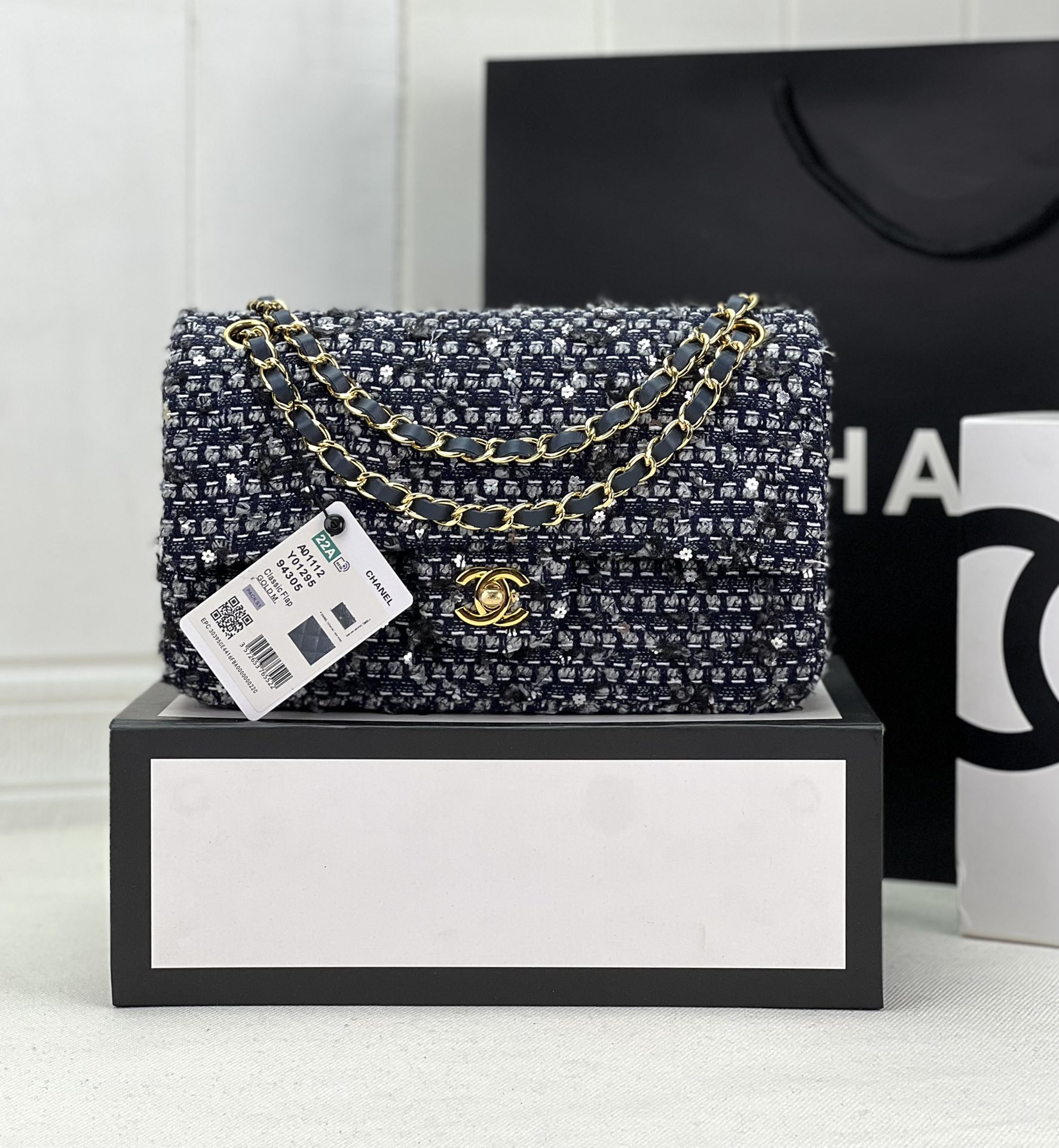 CHANEL CLASSIC 11.12 HANDBAG Tweed Gold-Tone Metal 6 * 9.9 * 2.5 in #14