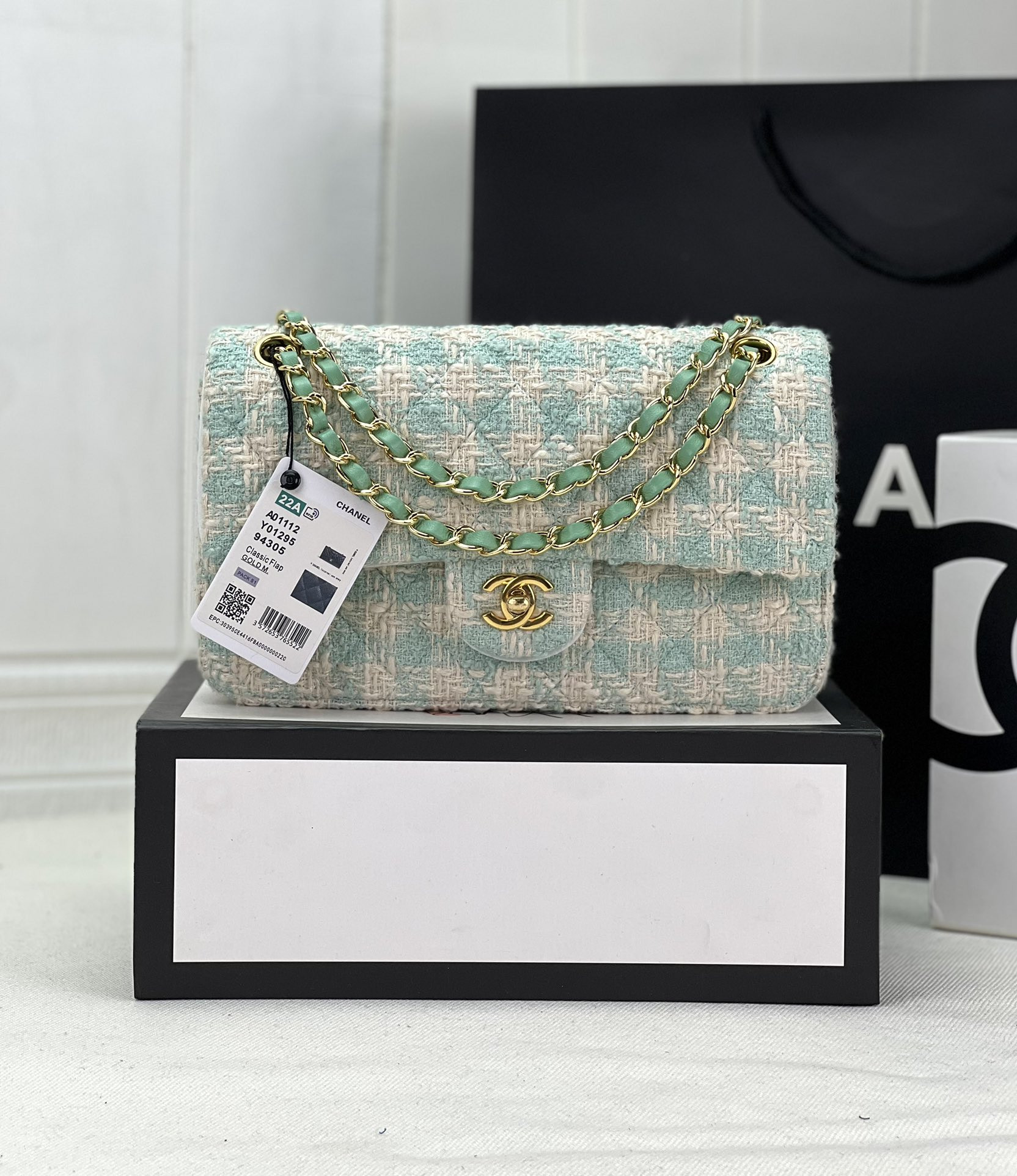CHANEL CLASSIC 11.12 HANDBAG Tweed Gold-Tone Metal 6 * 9.9 * 2.5 in #15