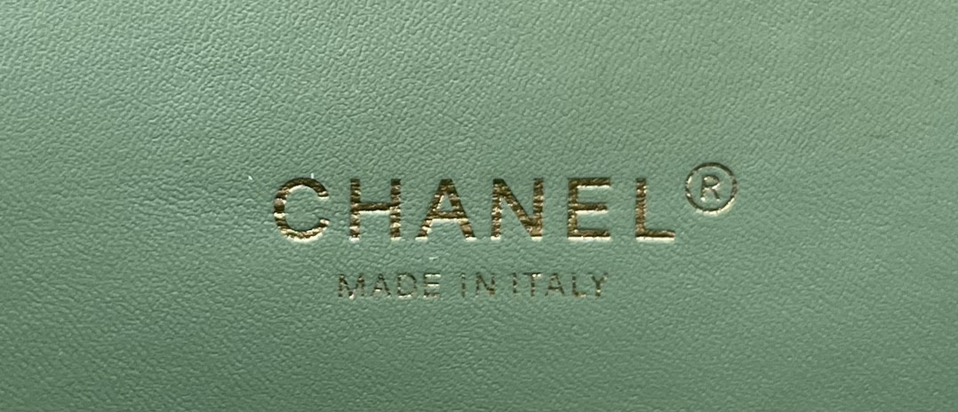 CHANEL CLASSIC 11.12 HANDBAG Tweed Gold-Tone Metal 6 * 9.9 * 2.5 in #15 - Image 9