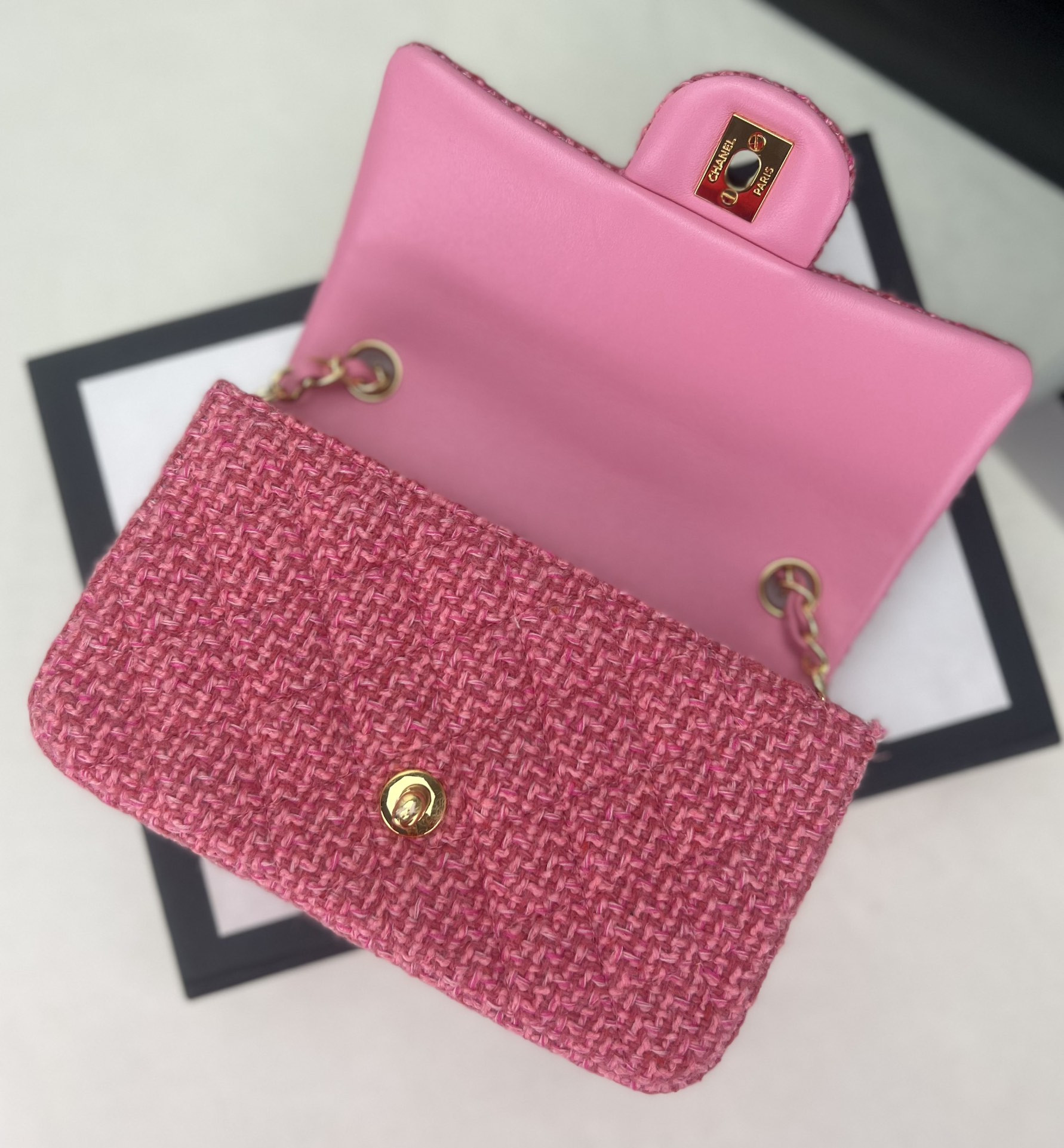 CHANEL MINI CLASSIC 11.12 HANDBAG Tweed Gold-Tone Metal 4.7 * 7.8 * 2.3 in #16 - Image 7