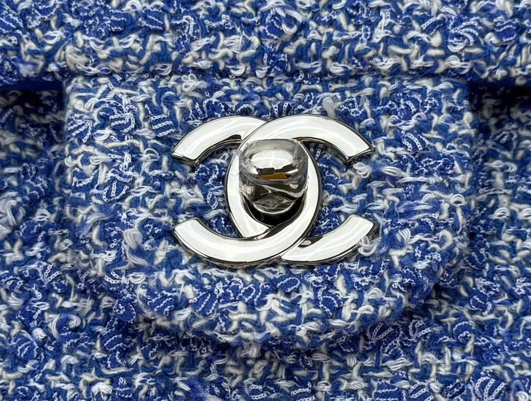CHANEL MINI CLASSIC 11.12 HANDBAG Tweed Silver-Tone Metal 4.7 * 7.8 * 2.3 in #1 - Image 6