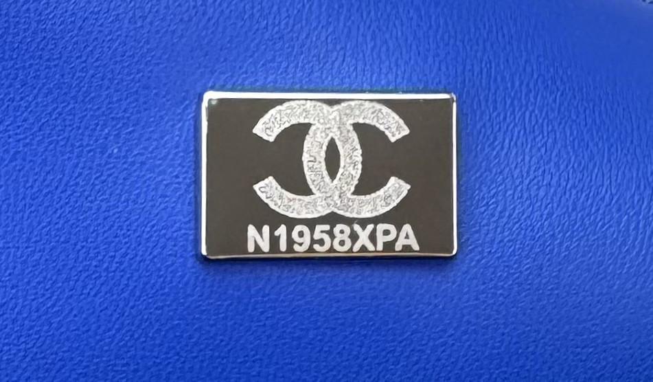 CHANEL MINI CLASSIC 11.12 HANDBAG Tweed Silver-Tone Metal 4.7 * 7.8 * 2.3 in #1 - Image 10