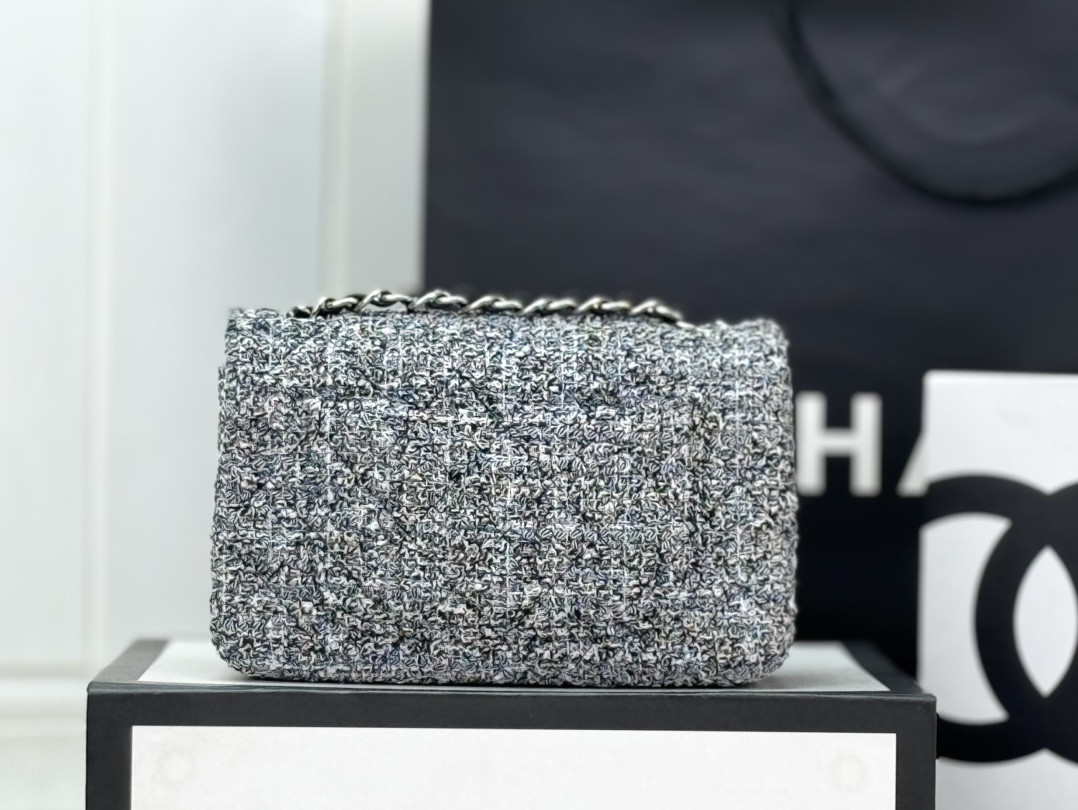 CHANEL MINI CLASSIC 11.12 HANDBAG Tweed Silver-Tone Metal 4.7 * 7.8 * 2.3 in #2 - Image 4