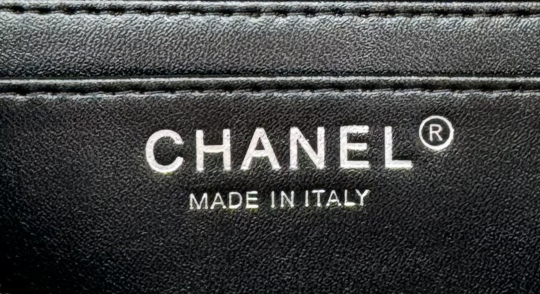 CHANEL MINI CLASSIC 11.12 HANDBAG Tweed Silver-Tone Metal 4.7 * 7.8 * 2.3 in #2 - Image 9
