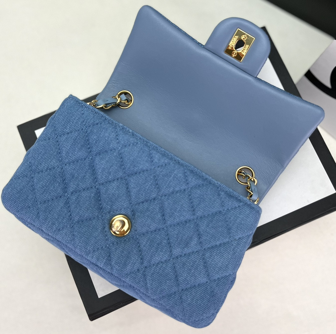 CHANEL MINI CLASSIC 11.12 HANDBAG Tweed Gold-Tone Metal 4.7 * 7.8 * 2.3 in #2 - Image 7