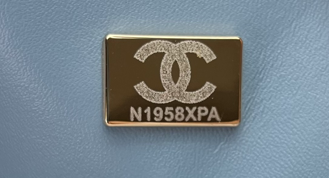 CHANEL MINI CLASSIC 11.12 HANDBAG Tweed Gold-Tone Metal 4.7 * 7.8 * 2.3 in #2 - Image 10
