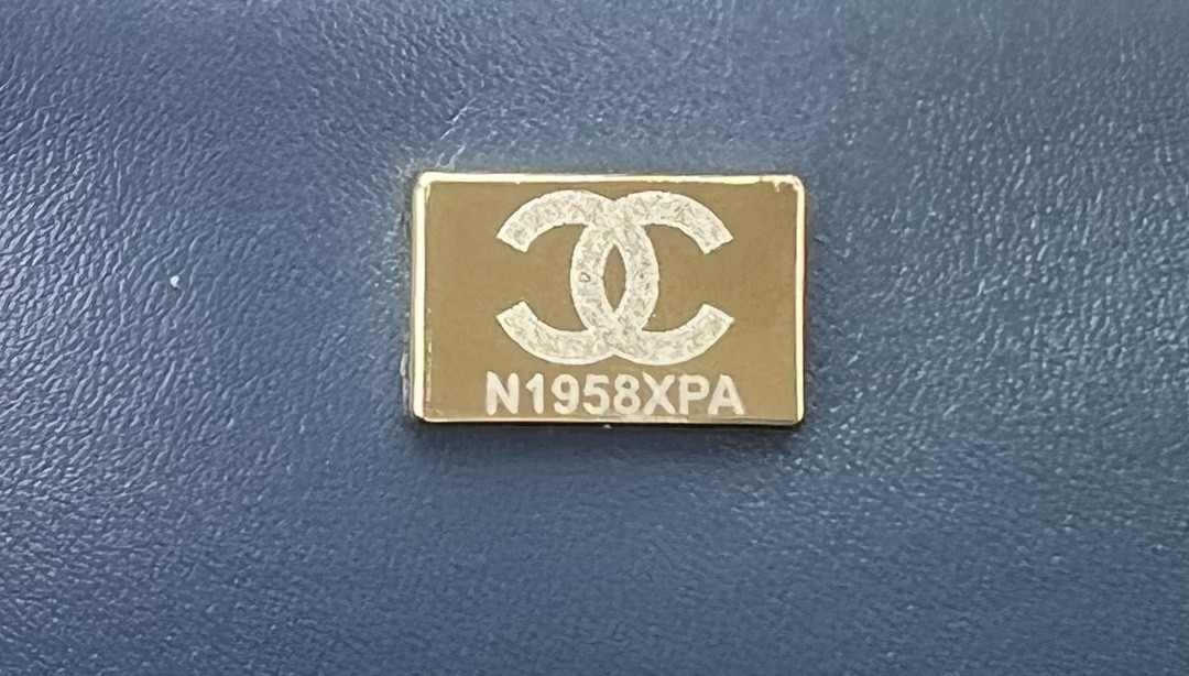 CHANEL MINI CLASSIC 11.12 HANDBAG Tweed Gold-Tone Metal 4.7 * 7.8 * 2.3 in #18 - Image 10