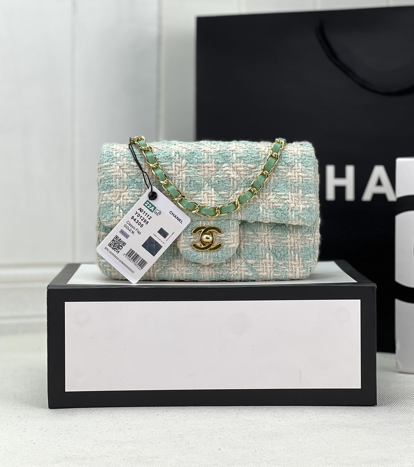 CHANEL MINI CLASSIC 11.12 HANDBAG Tweed Gold-Tone Metal 4.7 * 7.8 * 2.3 in #4 - Image 2