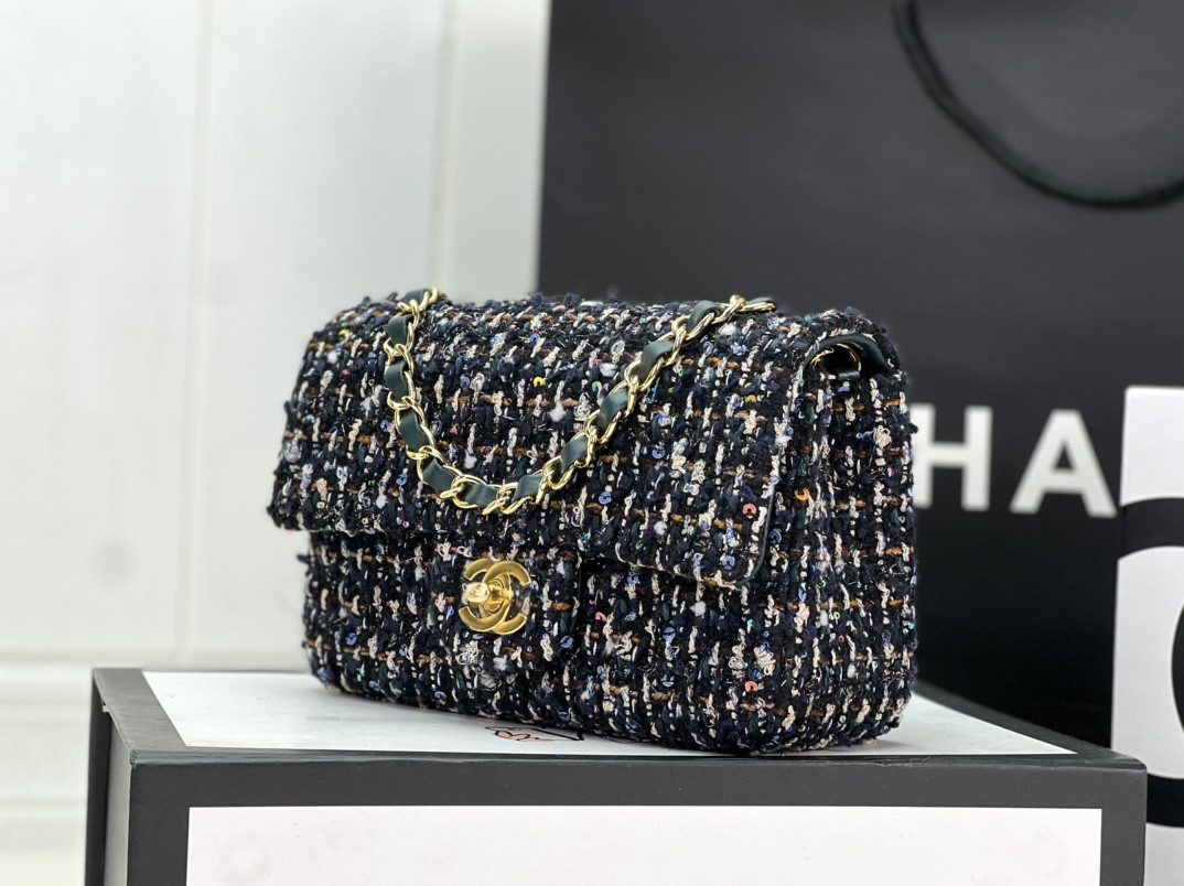 CHANEL MINI CLASSIC 11.12 HANDBAG Tweed Gold-Tone Metal 4.7 * 7.8 * 2.3 in #11 - Image 3