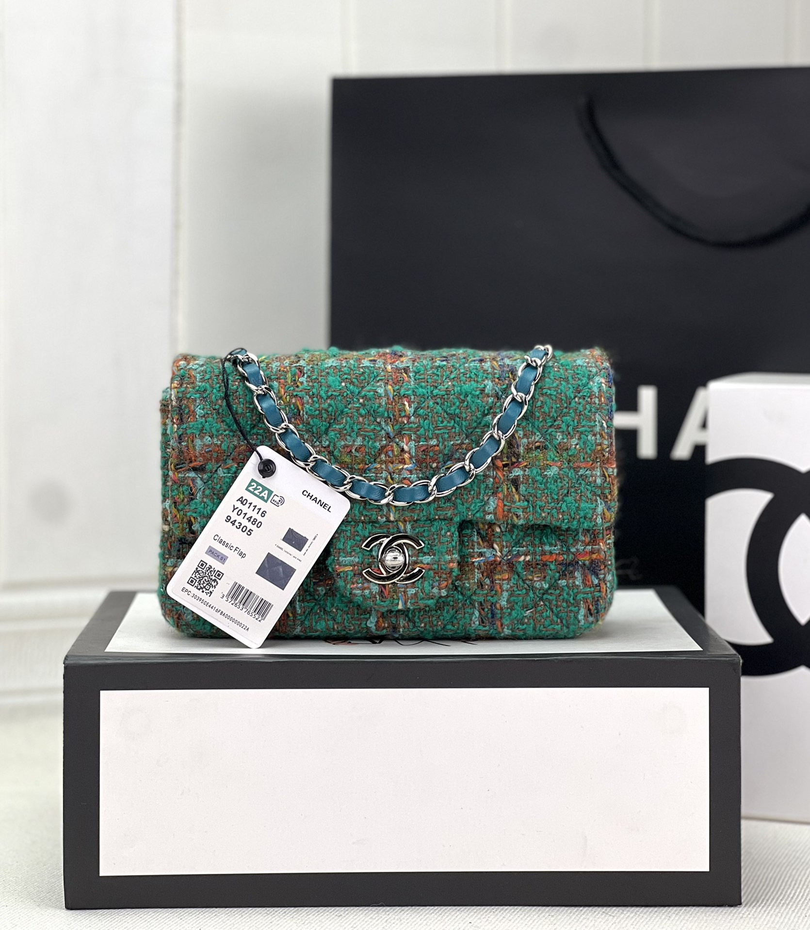 Chanel Classic Flap Bag 20cm #9 - Image 2