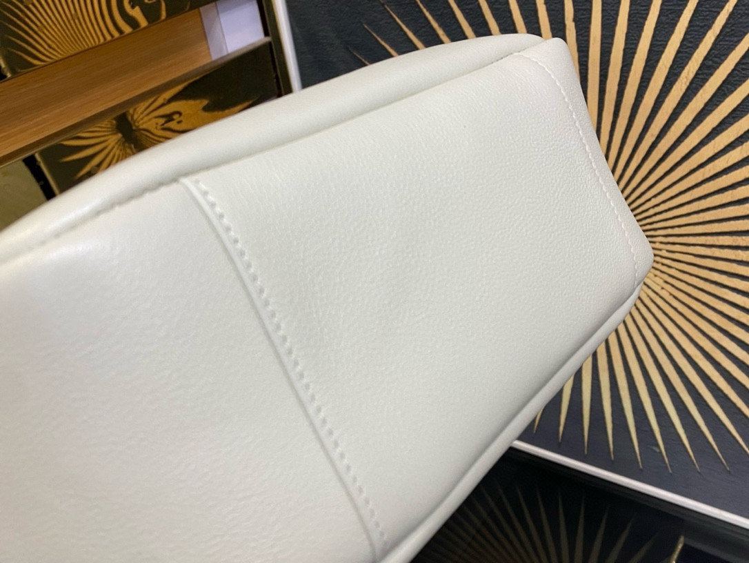 YSL LE 5 À 7 23x22x8cm #4 - Image 6