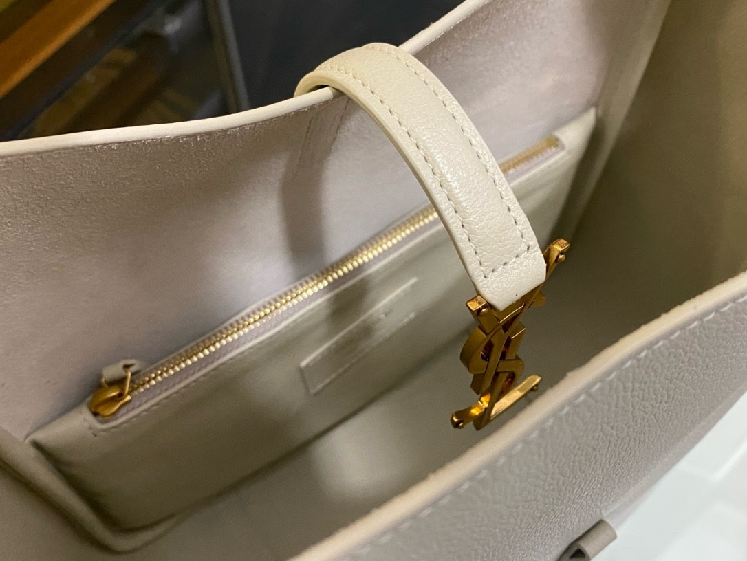 YSL LE 5 À 7 23x22x8cm #4 - Image 8