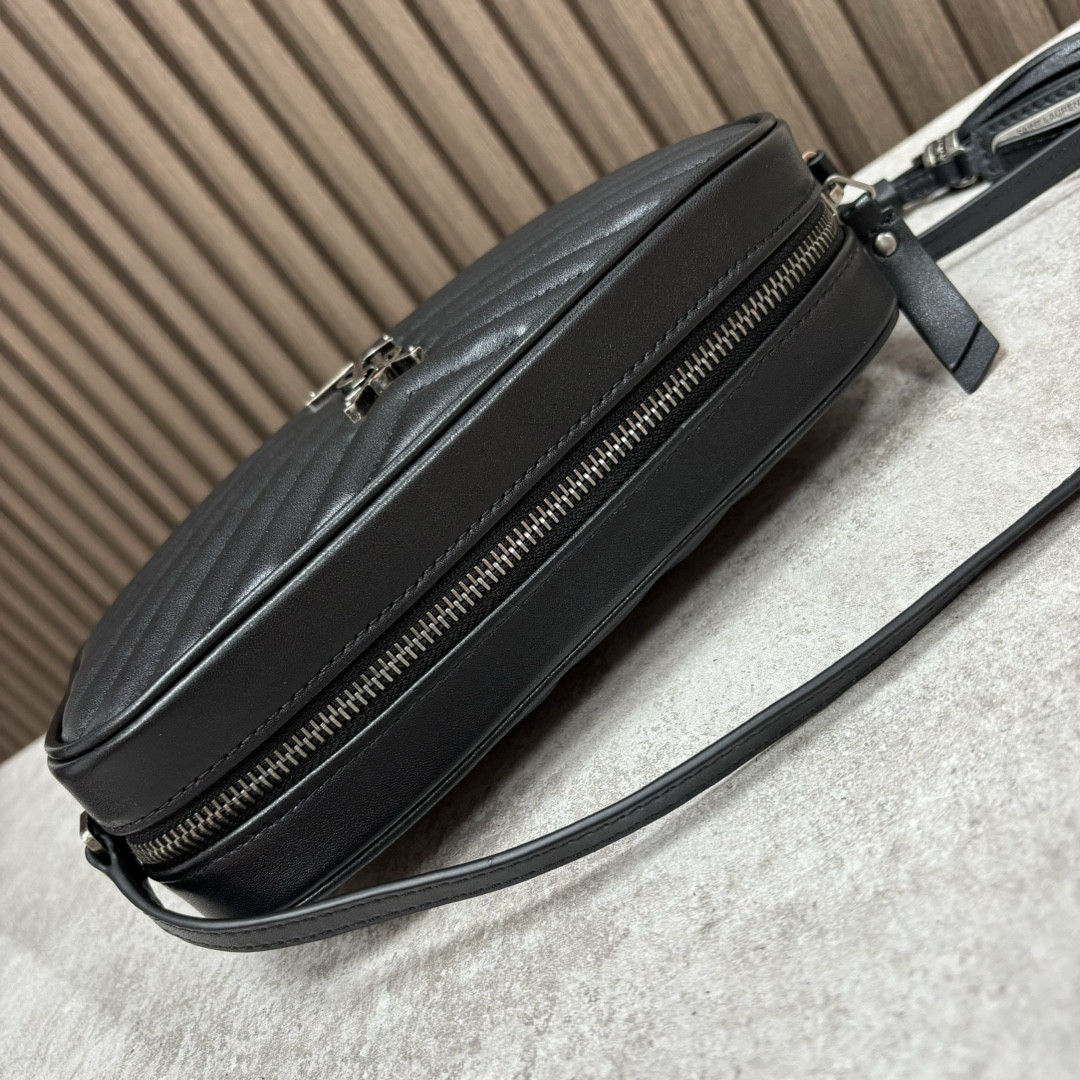 YSL LOU camera bag in quilted leather 23x16x6cm #4 - Image 9