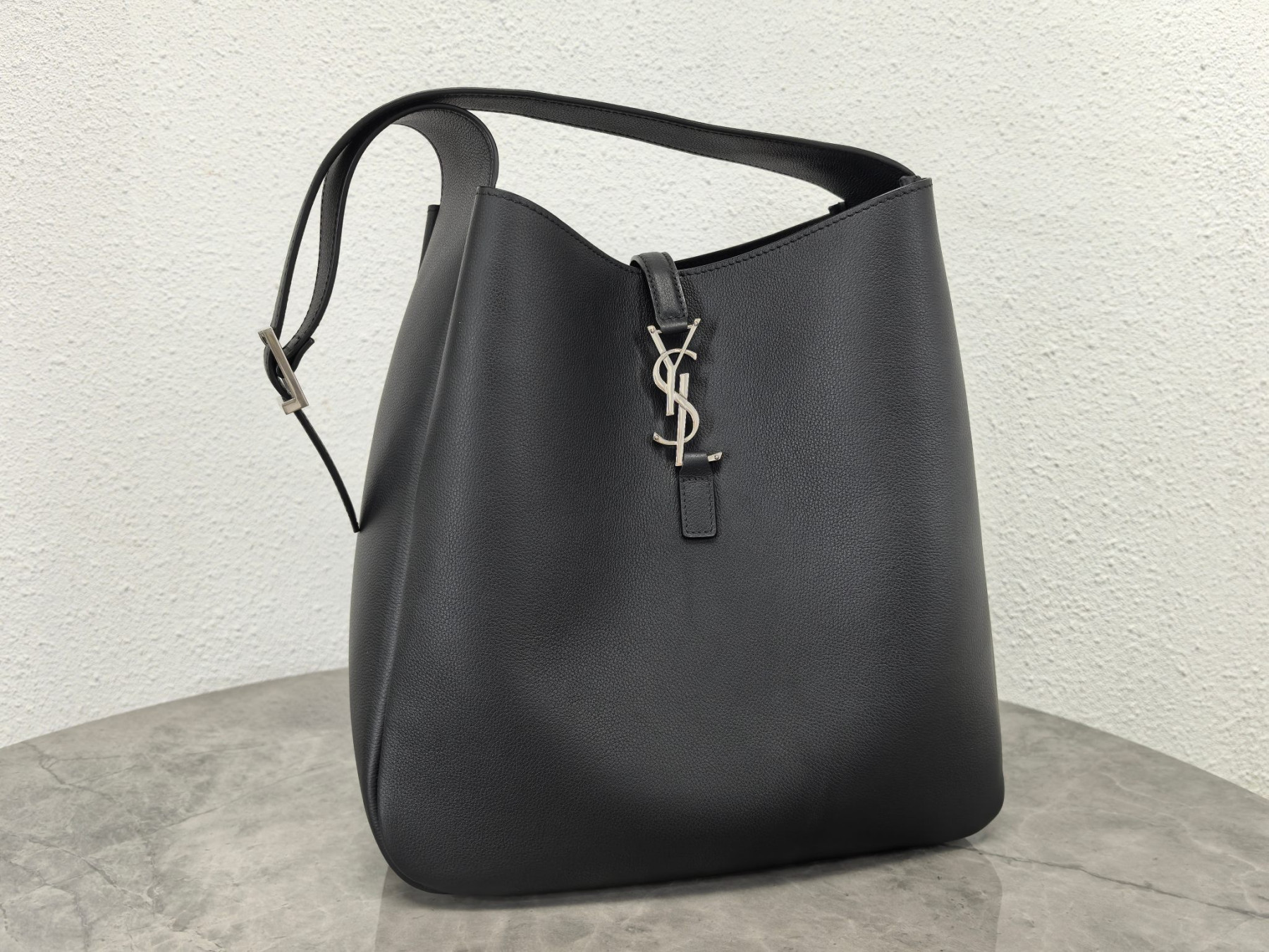 YSL LE 5 À 7 30 X 31 X 13 CM #5 - Image 3