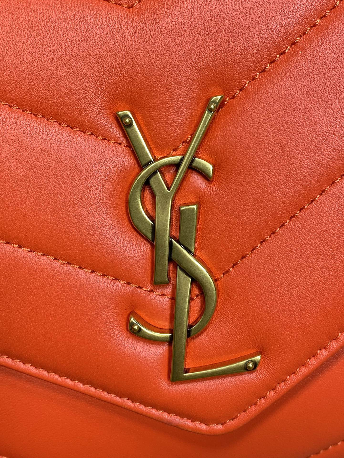 YSL LOULOU medium in MATELASS lambskin 29x17x8cm #4 - Image 6