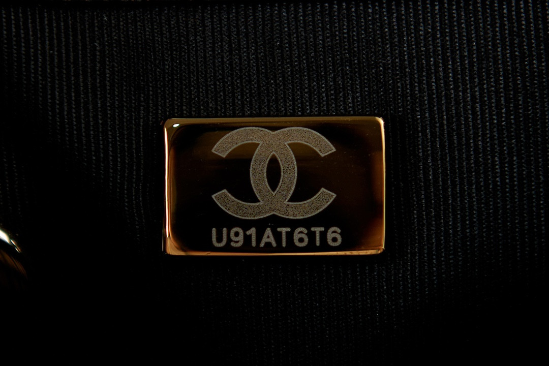 Chanel Backpack 21x20x12cm #4 - Image 10