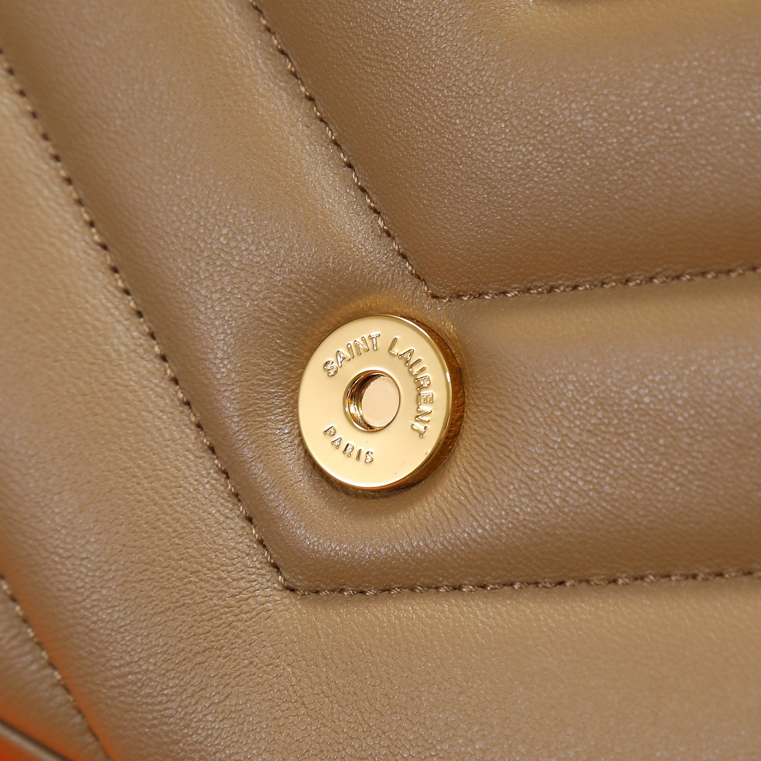 YSL LOULOU medium in MATELASS lambskin 29x17x8cm #2 - Image 18