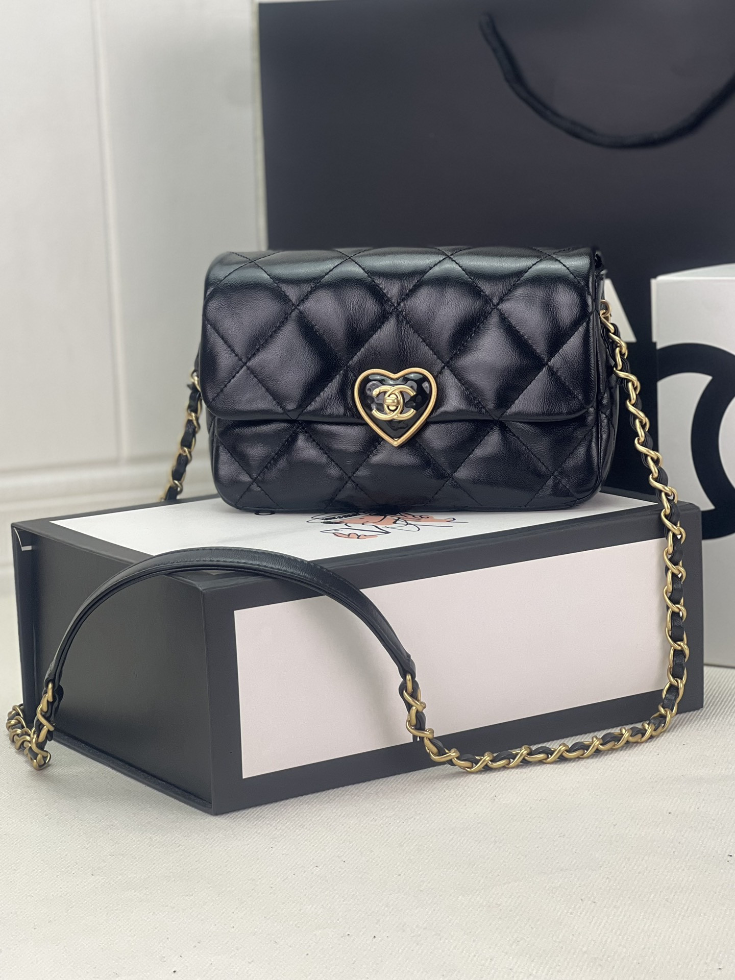 Chanel FLAP HANDBAG CF 21x14x6cm #2 - Image 2